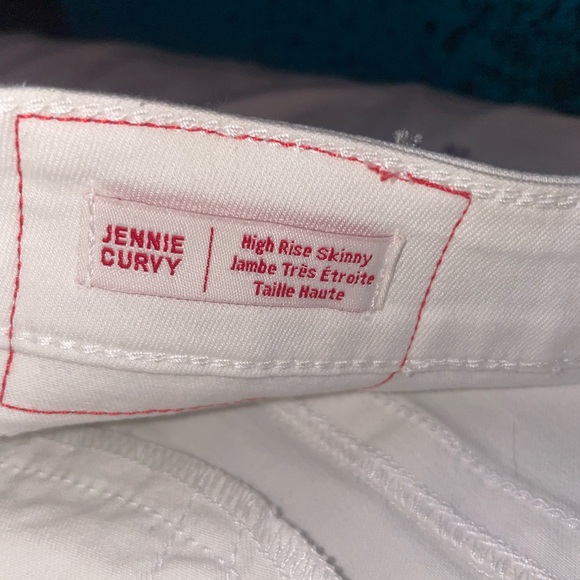 True Religion White Jennie Curvy High Rise Jeans With Red Lettering - Picture 7 of 11